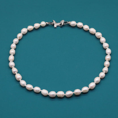 An Elegant Freshwater Pearl Necklace with Lovely Bow Detail, Fashion Themed Pearl Chain for Women, Sweet And Elegant Style Accessories【NK-XL2501White-06】