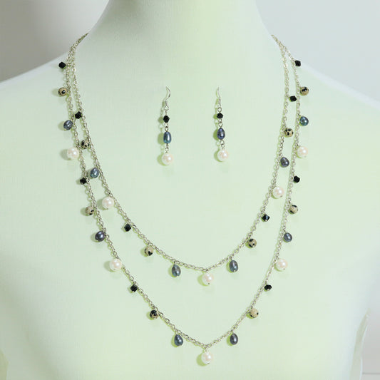 A romantic and elegant freshwater pearl jewelry set, including necklace and earrings, perfect for weddings, anniversaries, birthdays, Christmas and Valentine's Day gifts, everything goes with a freshwater pearl jewelry set