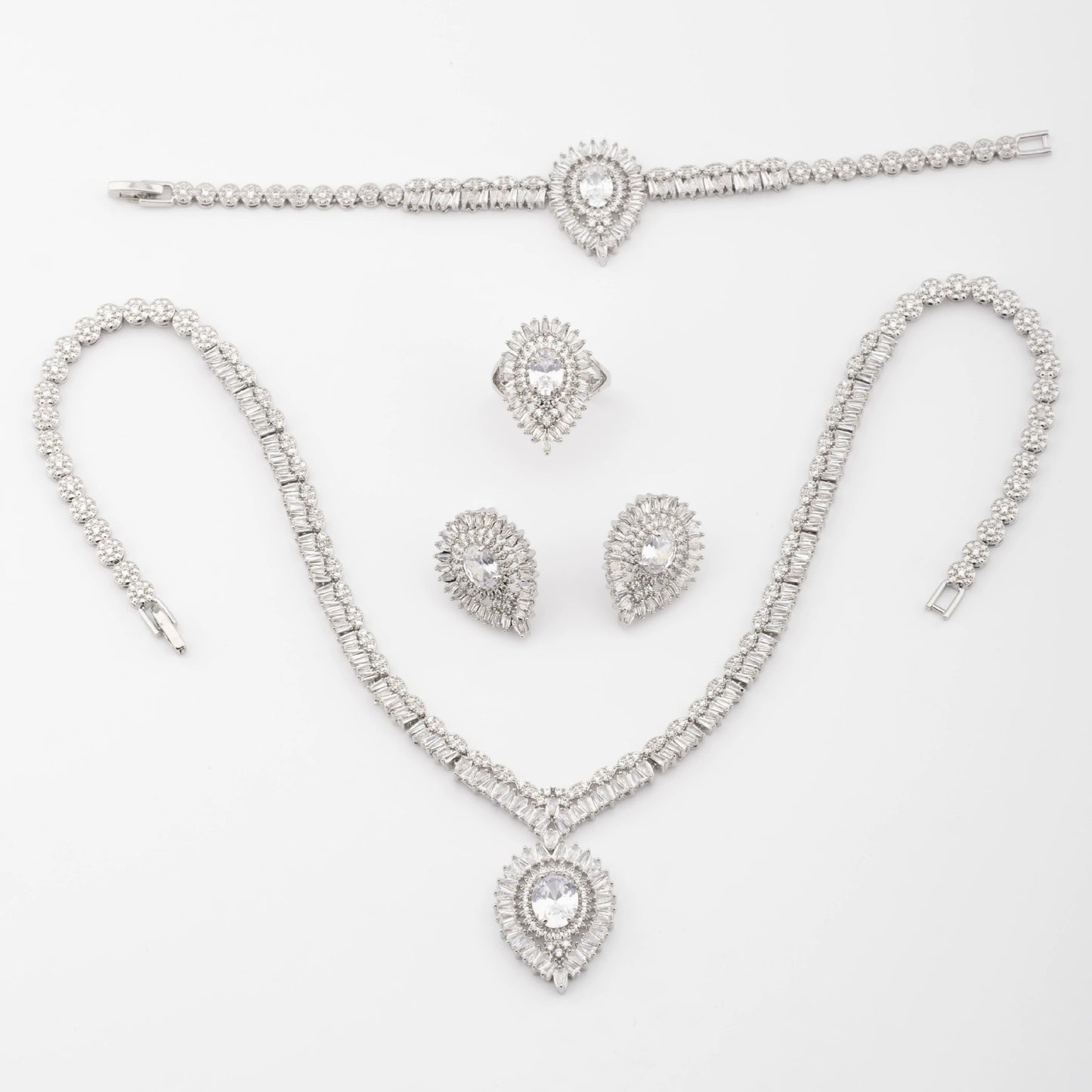 1 set of luxurious and elegant inlaid sparkling cubic zirconia sun jewelry set suitable for ladies party wear