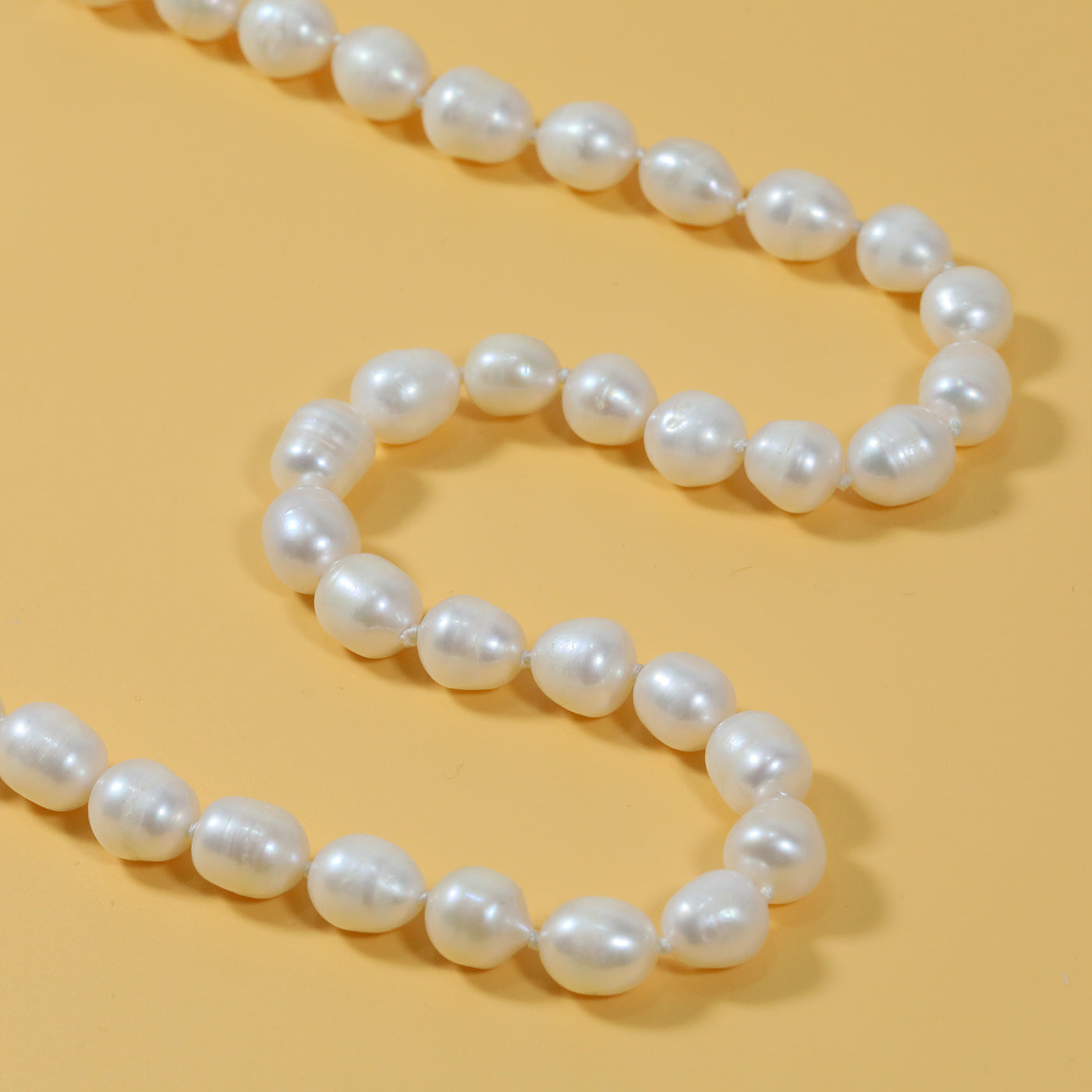 10-11mm Freshwater Pearl Necklace - Exquisite 18 Inch Jewelry with 925 Silver Plated Clasp, Luxurious Style for Women, Ideal for Daily Wear, Special Occasions, and Christmas Gifting[XL-2412White-03]