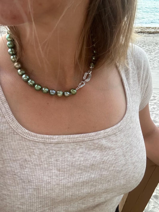 Green Hand-Knotted  Freshwater Pearl Necklace