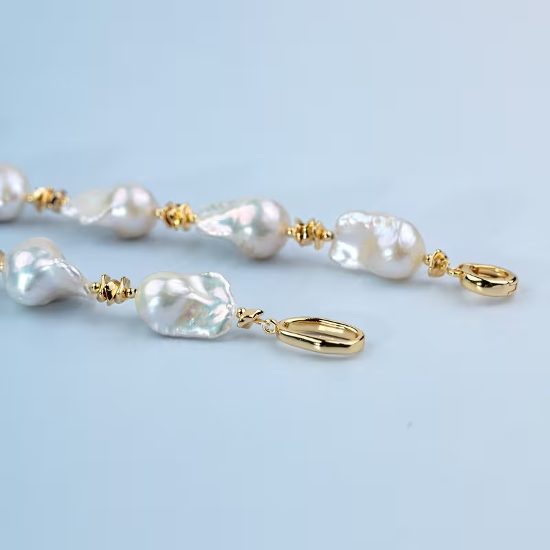 Fashion White Freshwater Pearls Necklace | Irregular Round Baroque Style