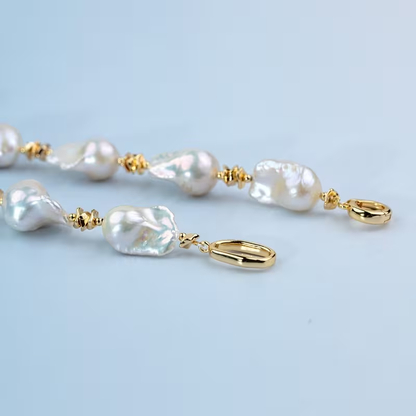 Fashion White Freshwater Pearls Necklace | Irregular Round Baroque Style