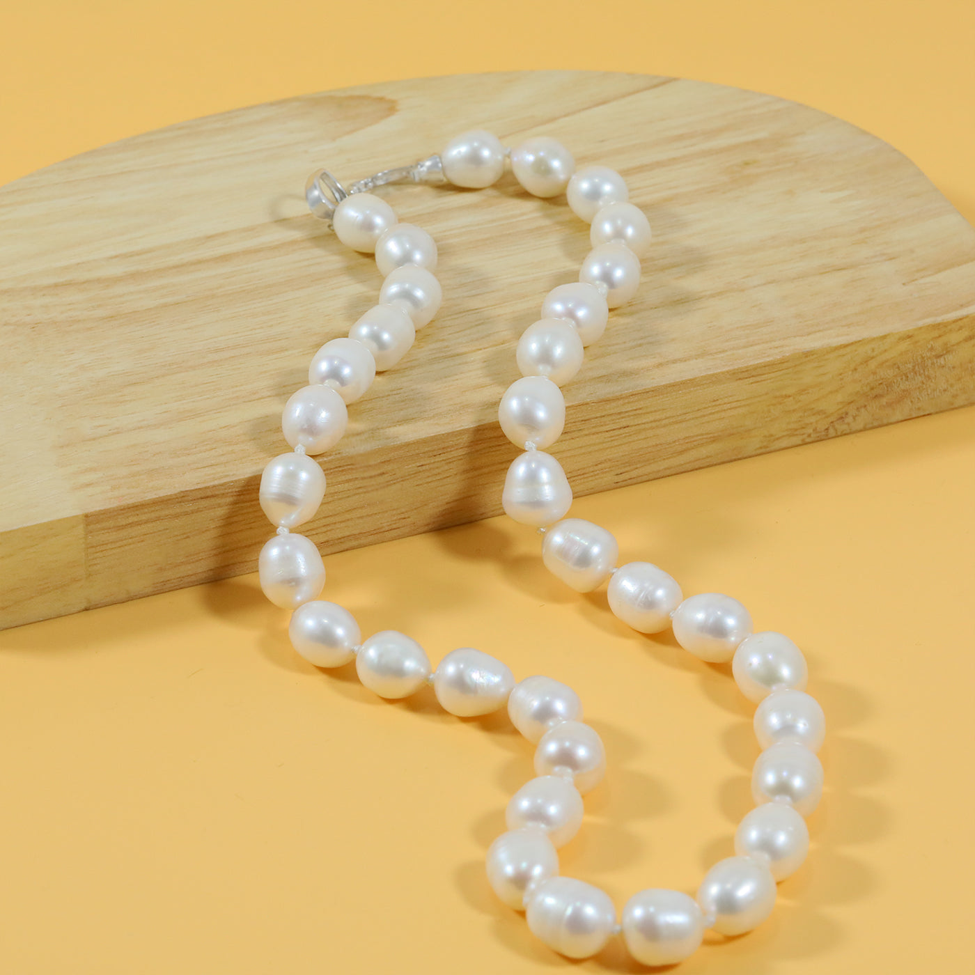 10-11mm Freshwater Pearl Necklace - Exquisite 18 Inch Jewelry with 925 Silver Plated Clasp, Luxurious Style for Women, Ideal for Daily Wear, Special Occasions, and Christmas Gifting[XL-2412White-03]