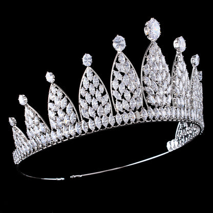 A 2.7inch tall silver Zircon Crown Elegant Zircon wedding Crown tiara, ideal for Christmas and Valentine's Day gifts, perfect for everyday, wedding, birthday party and anniversary wear Zircon tiara