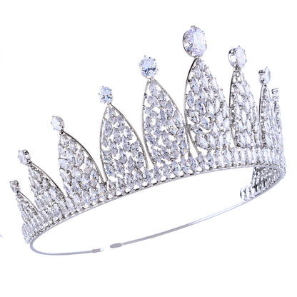 A 2.7inch tall silver Zircon Crown Elegant Zircon wedding Crown tiara, ideal for Christmas and Valentine's Day gifts, perfect for everyday, wedding, birthday party and anniversary wear Zircon tiara
