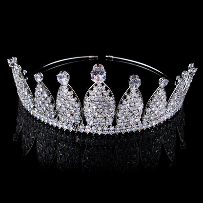 A 2.7inch tall silver Zircon Crown Elegant Zircon wedding Crown tiara, ideal for Christmas and Valentine's Day gifts, perfect for everyday, wedding, birthday party and anniversary wear Zircon tiara