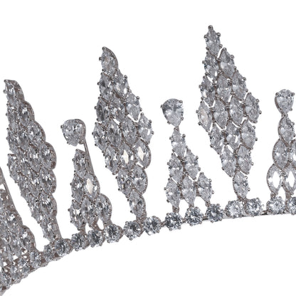 2.1inch Tall Real Zircon Crown Tiara Elegant Silver Pageant Princess Tiara Sparkling Birthday Tiara Stylish Bridal wedding Tiara, the ideal holiday gift for everyday, weddings and parties