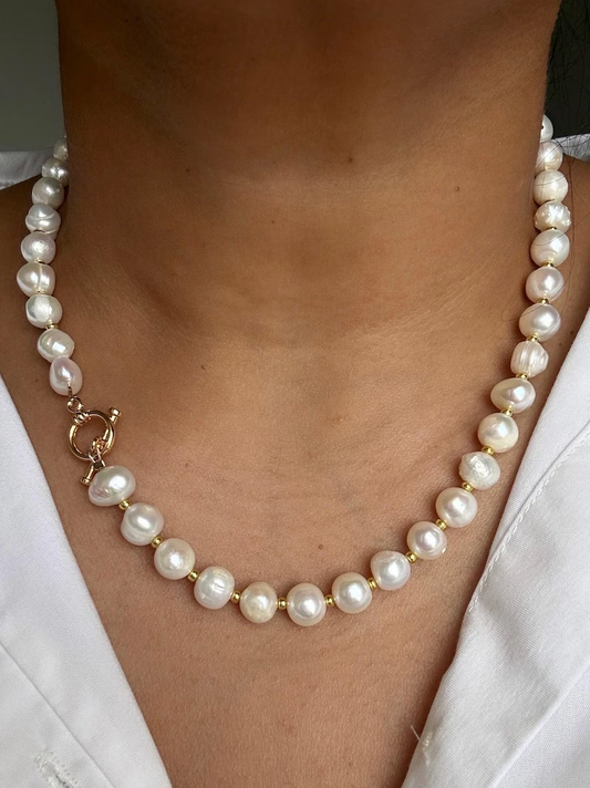 17.7inch  Freshwater pearl beaded necklace with gold toggle clasp