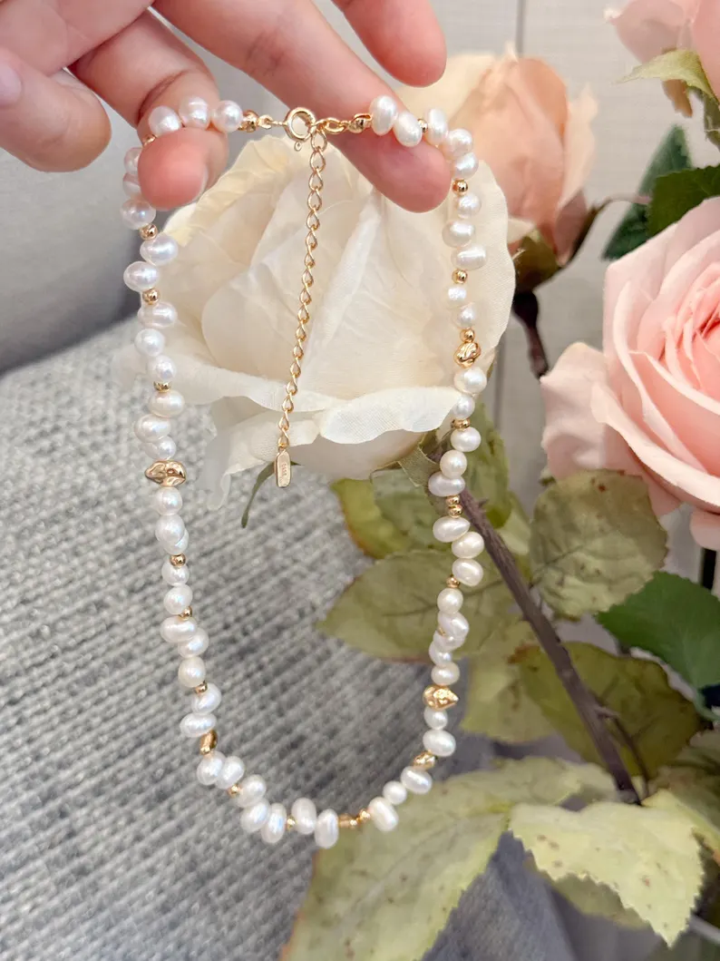 Natural Freshwater Pearl Necklace